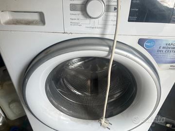 lavatrice whirlpool 6kg perfettamente funzio