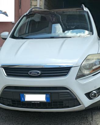 Ford Kuga 2.0 TDCi 4WD – Tetto Panoramico – Ottime
