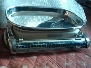 BILANCIA Meccanica domestica "STUBE" max 12 Kg.
