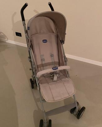 Passeggino leggero chicco