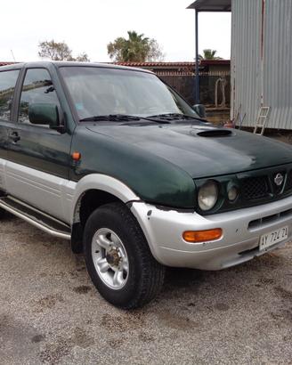 NISSAN TERRANO 2 4X4