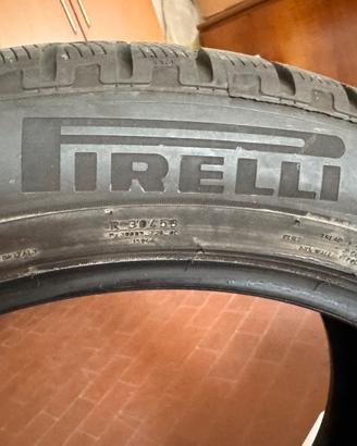 Gomme Pirelli Scorpion Winter 235/50/R19