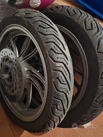 ruote e pneumatici sh 150 