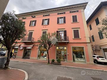 UFFICIO A MONTECATINI-TERME