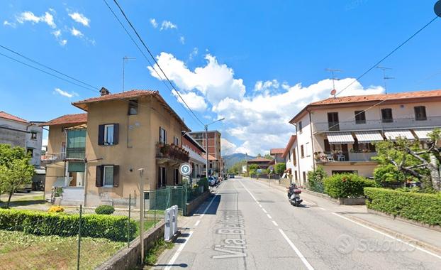 Ampio appartamento cona ascensore e giardino