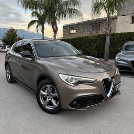 Alfa Romeo Stelvio 2.2 Turbodiesel 180 CV AT8 Q4 E