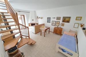 2 LOCALI A CARBOGNANO