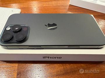 iPhone 16 Pro Max Black + 3 cover originali