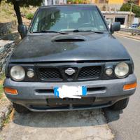 cofano Nissan terrano 2 