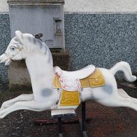 cavallo in resina 