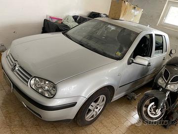 VOLKSWAGEN Golf 4ª serie - 2003