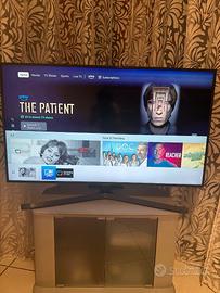 Smart TV Samsung 50" 4K UHD (Modello UE50RU7400U)