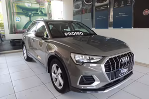 AUDI Q3 35 TDI Business Advanced