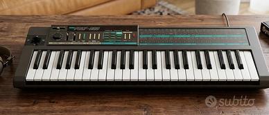 Tastiera Korg Poly-800 vintage anni ’80
