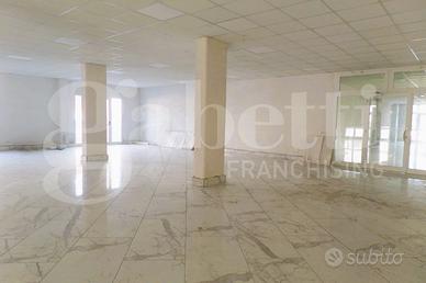 Negozio Finale Emilia [Cod. rif A0006ACG]