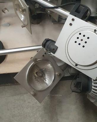 Faretti misti alogeni e led