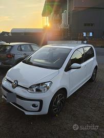 Up Volkswagen 5 porte metano