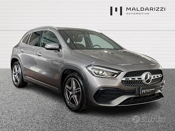 MERCEDES-BENZ GLA 200 d Premium auto