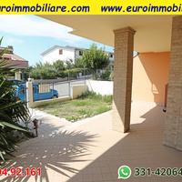 Villetta a schiera di testa a 10 min dal mare