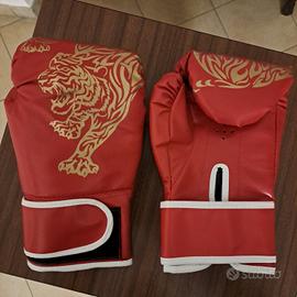 guantoni amatoriali boxe o sport da combattimento 