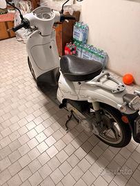 Scarabeo 50