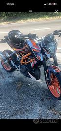 ktm duke 390