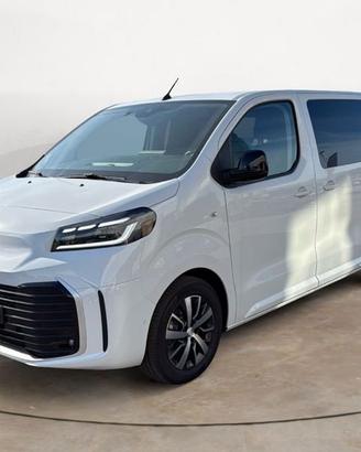 Toyota Proace Verso L1 Executive 2.2 diesel 1...