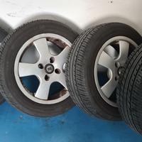 Cerchi e gomme Lancia Ypsilon