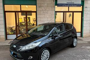 Ford Fiesta 1.4 TDCi 68CV 5 porte Titanium