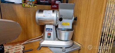 Grattugia per formaggi con macina caffe