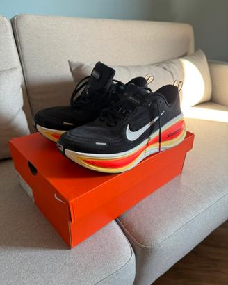 Nike Vomero Plus Uomo tg 42