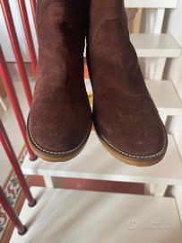 Stivale di  camoscio marrone