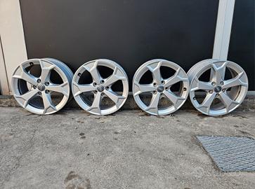 4 Cerchi originali Audi 17 pollici Ronal
