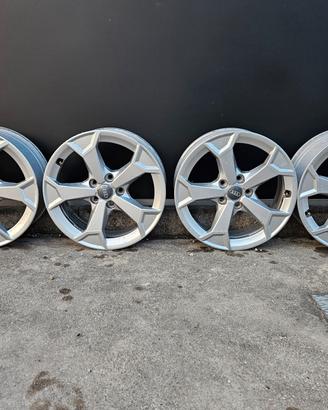 4 Cerchi originali Audi 17 pollici Ronal