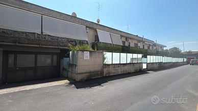 IMMOBILIARE GROUP- 2Vani con Terrazzo, Box Privato