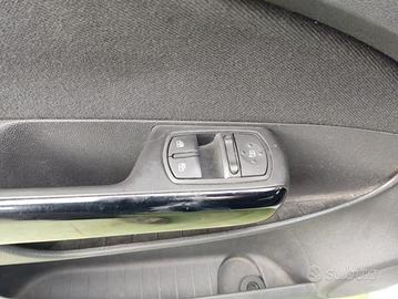 Comando vetri ant sx OPEL CORSA D del 2008