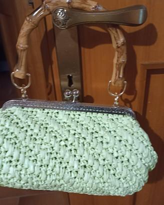 pochette fatta a mano