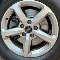 Cerchi e gomme Audi Q2 16”