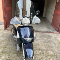 Aprilia Scarabeo 400