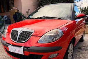 Lancia Ypsilon datata ma efficiente