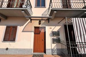 2 LOCALI A GASSINO TORINESE
