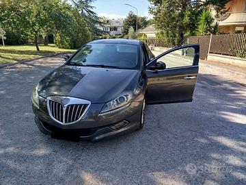 Lancia delta 1.6 diesel