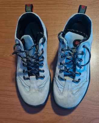 Scarponcini da trekking