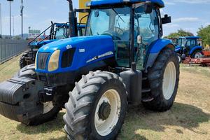 Trattore NEW HOLLAND mod. TSA 115