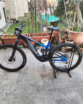 Giant Trance E+
