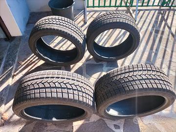 4 gomme invernali 225/40 R18 92V