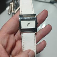 Orologio elegante da donna