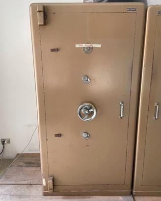 cassaforte da 1,5 T combinazione ed orologio