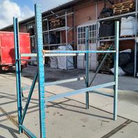 Scaffale in metallo per garage e cantina