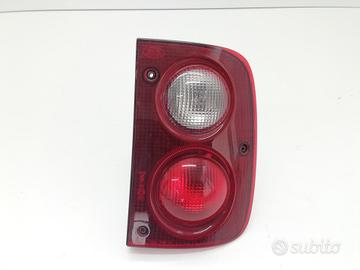 STOP FANALE POSTERIORE DESTRO LAND ROVER Freelande